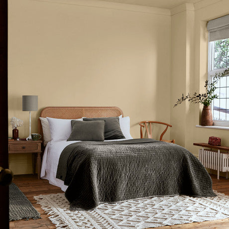 William Morris at Home Golden Linseed Paint