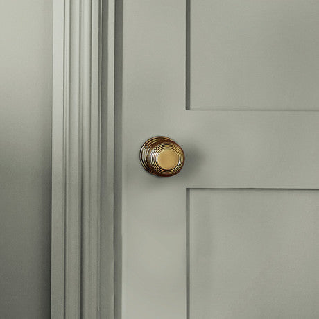 William Morris at Home Crumbled Sage Paint