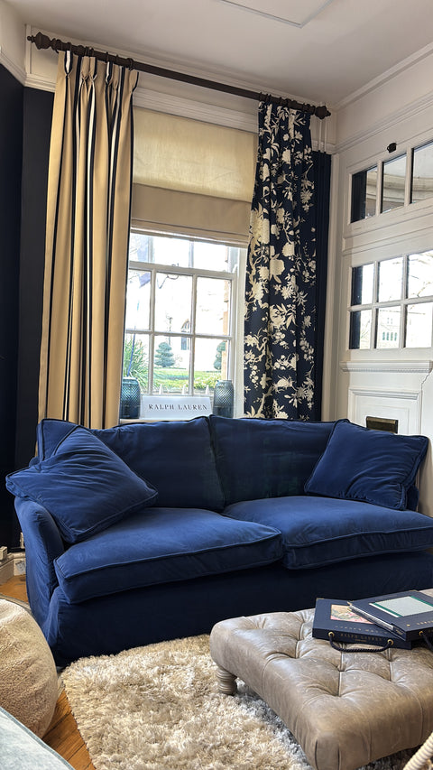 Lowestoft Sofa Showroom Sample with 2 covers - SAVE £1520