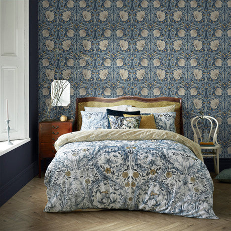 William Morris at Home Pimpernel Plum Wallpaper